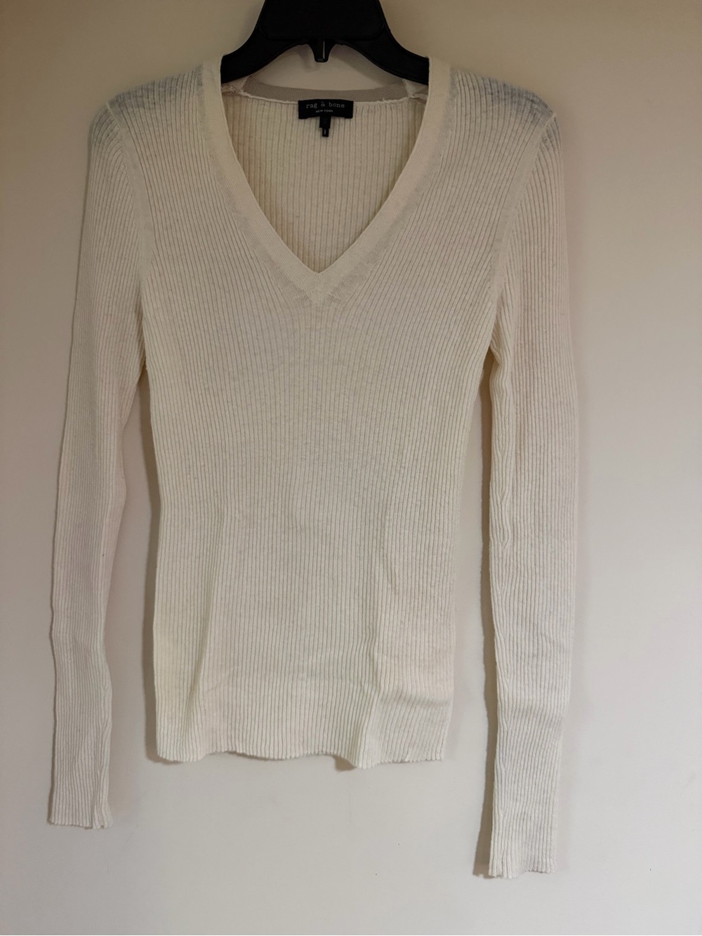 rag & bone Cream Ribbed V-Neck Sweater - Women